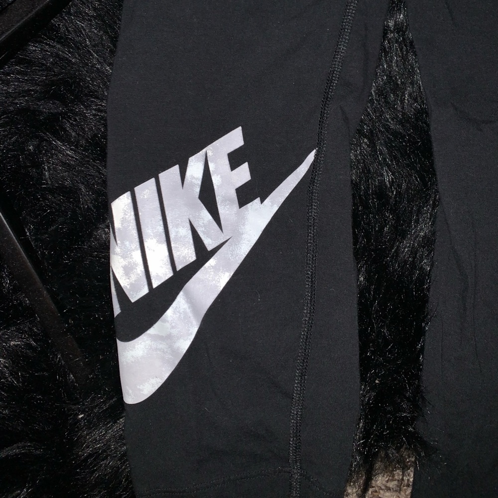 Nike leggings 💜